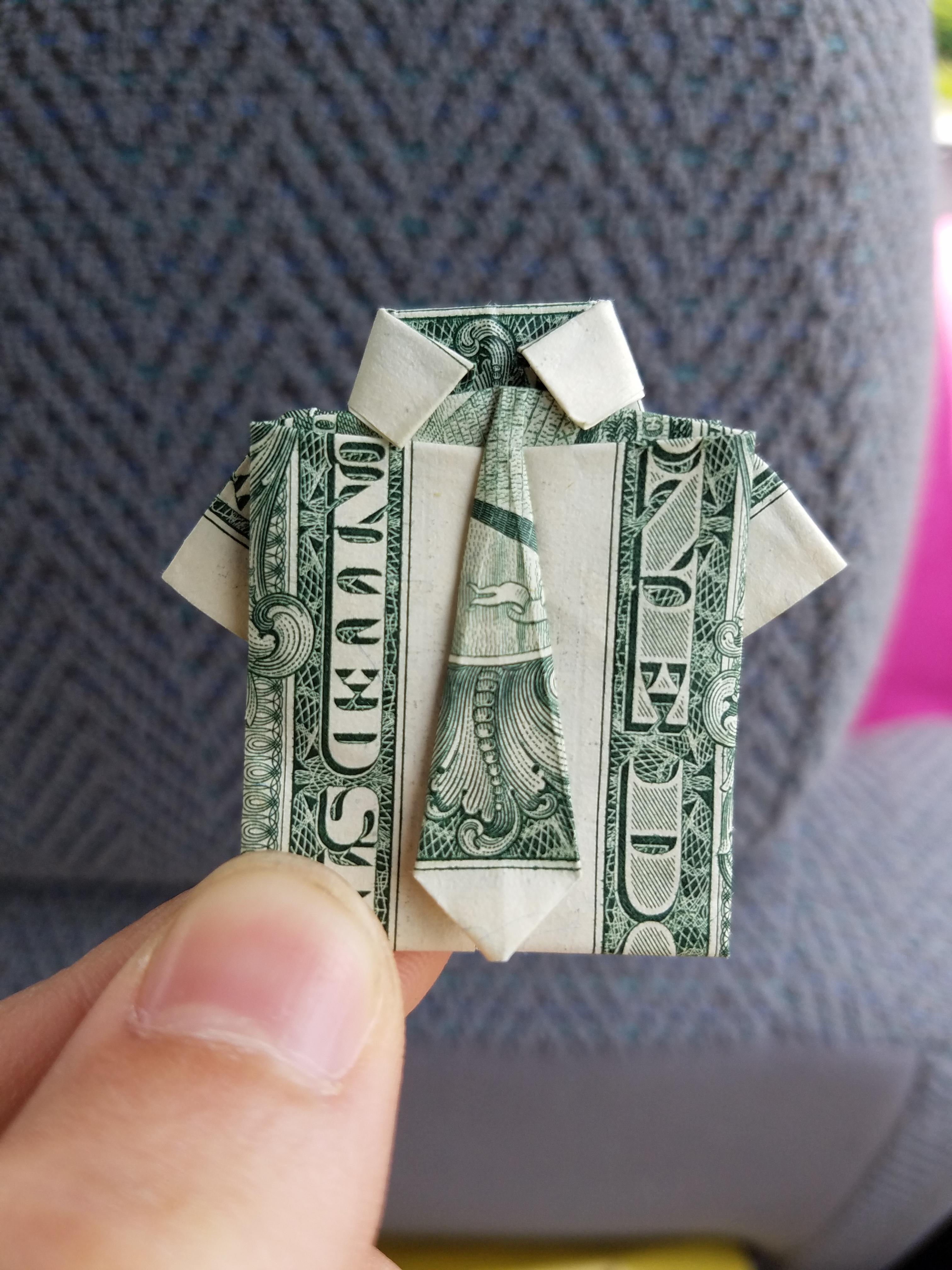 Dollar Bill Origami Shirt With Tie This 1 Dollar Bill Folded Like A Shirt And Tie Mildlyinteresting