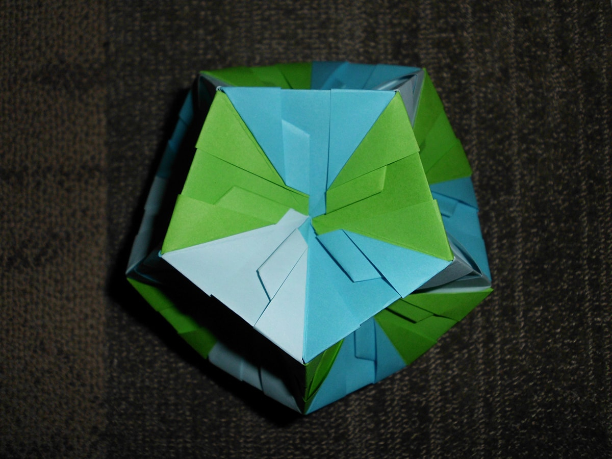 Easy Modular Origami You Too Can Fold Some Of Riah Lopers Mind Blowing Modular Origami