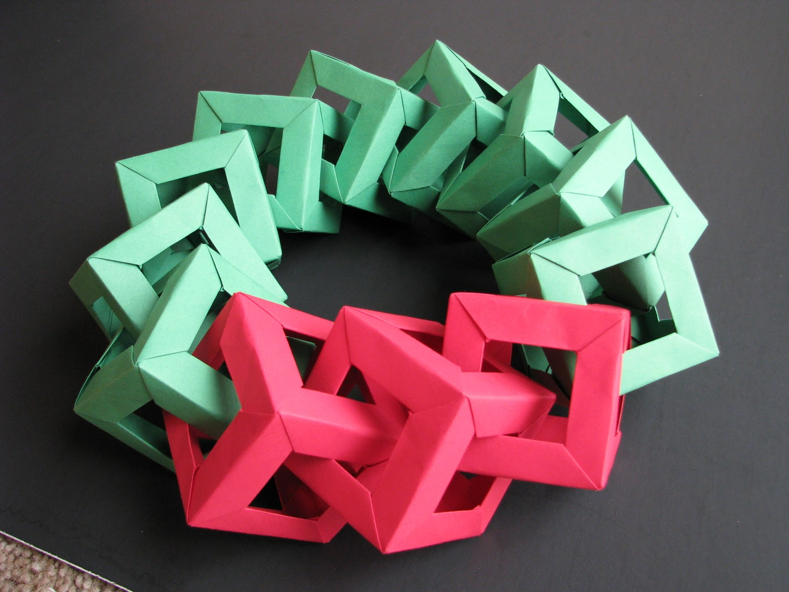 Easy Origami Christmas Ornaments Instructions Lets Make Origami Origami Christmas Decorations Origami Wreath