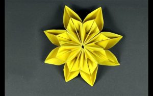 Easy Origami Flower How To Make An Origami Flower Easy With Pictures Flowers Healthy