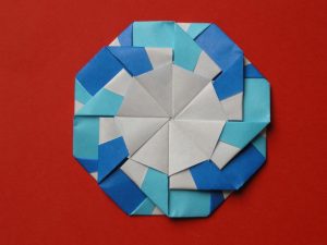 Fish Base Origami Fish Base Octagonal Coaster From 8 Squares Kami My Desig Flickr