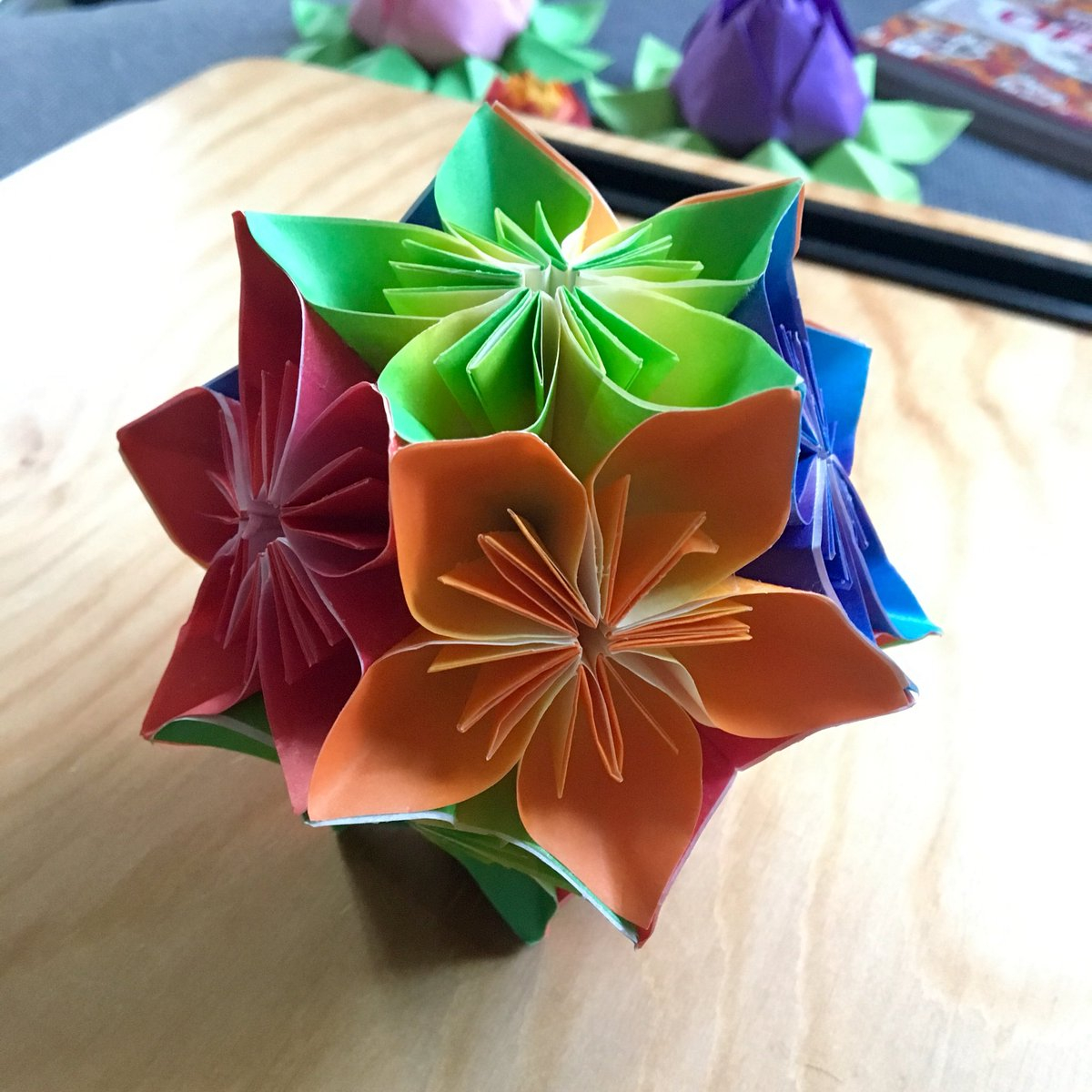 Harmony Origami Paper Clarissa Grandi On Twitter All Done Pretty Little Four Colour