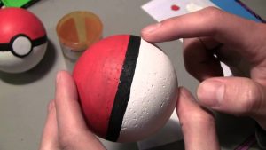 How To Make A Origami Pokeball That Opens Diy Pokeball That Actually Opens Quick And Easy Jennifer Maker