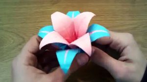 How To Make An Origami Lily Flower How To Make A Paper Flower Dailymotion Flowers Healthy