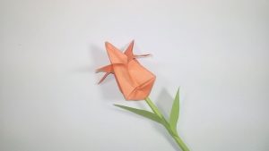 How To Make An Origami Tulip Easy Paper Origami Origami Tulip Flower How To Make A Paper Tulip