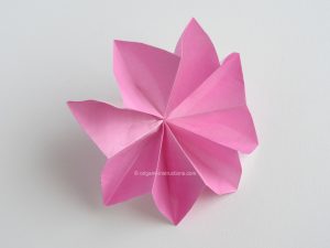How To Make Easy Origami Flowers Origami Instructions Origami 8 Petal Flower
