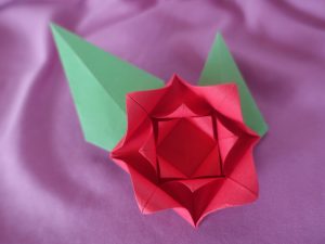 How To Make Flower Paper Origami Make An Easy Origami Rose