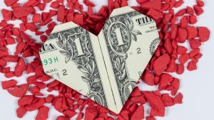 Origami Heart Out Of A Dollar Money Origami Heart Dollar Bill Origami Heart Folding Tutorial