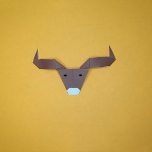 Origami Instruction Com How To Make An Easy Origami Deer Head Origami Reindeer Instructions