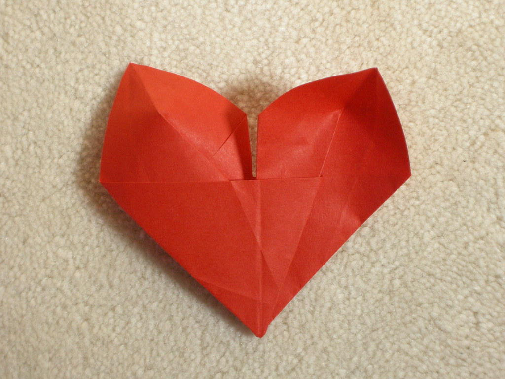 Origami Maple Seed Coeur Volage From A Square Of Copy Paper For A Challenge Flickr