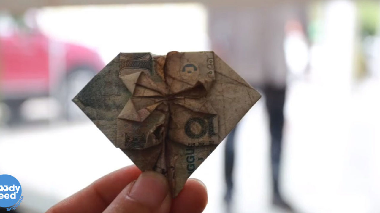 Origami Money Car Practical Yet Romantic Man Folds Money Into Heart Shape For 6 Years