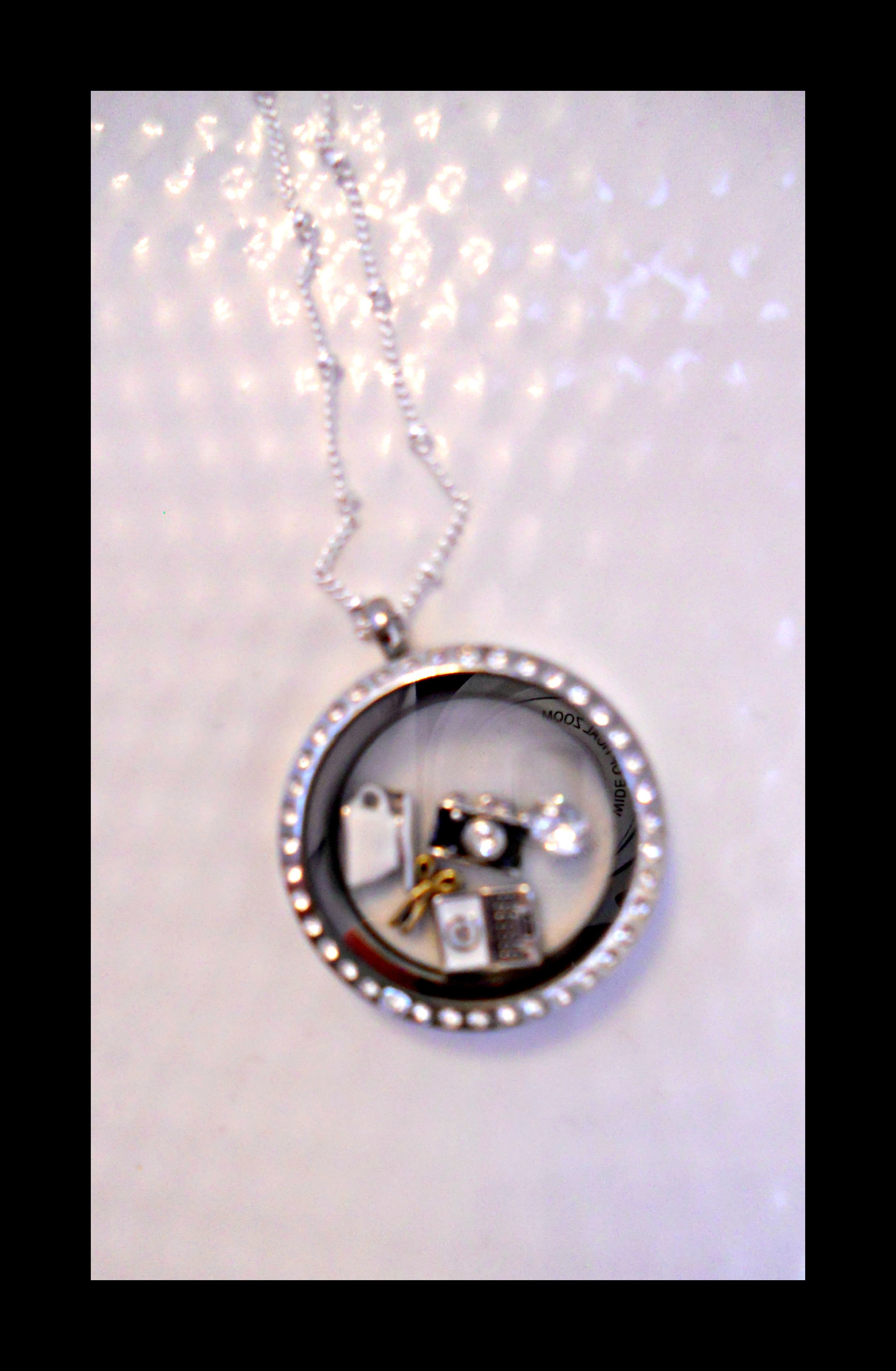 Origami Owl Locket Ideas Blogger Locket Giveaway Hmmm Wish I Could Win This