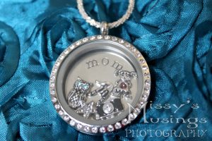 Origami Owl Locket Sizes Product Review Origami Owl With Independent Designer Wendy Pittman