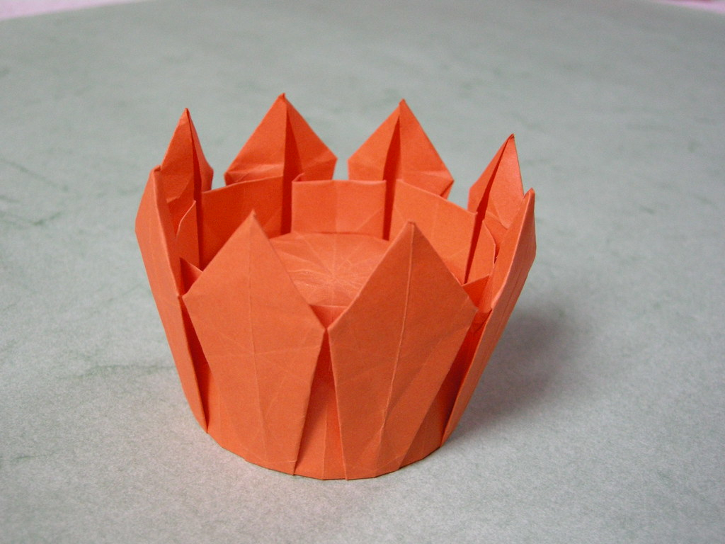 Origami Paper Crown 8 Pointed Crown From An Octagon Of Copy Paper Mlisande Flickr