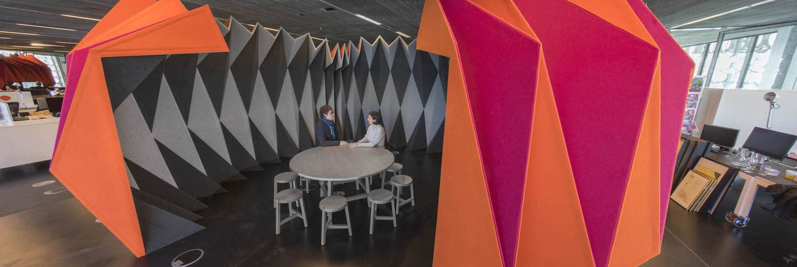 Origami Pleat Fold Sound Absorbing Materials Fold Into A Giant Origami Like Meeting Pod