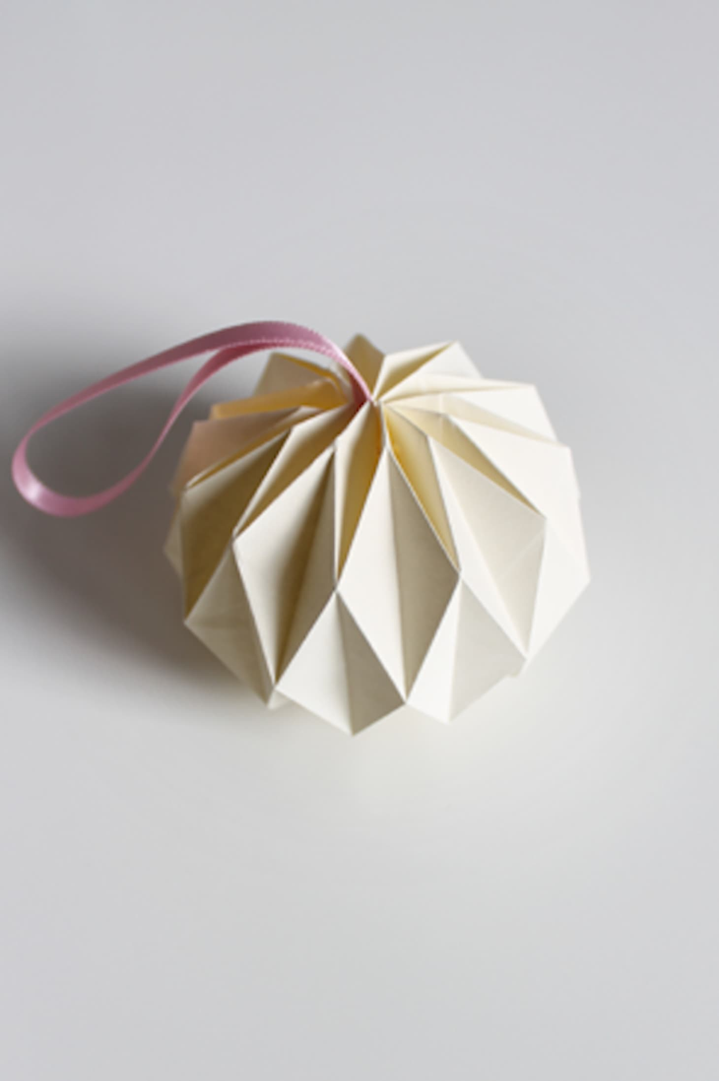Origami Sphere Easy Origami Christmas Ornaments Apartment Therapy