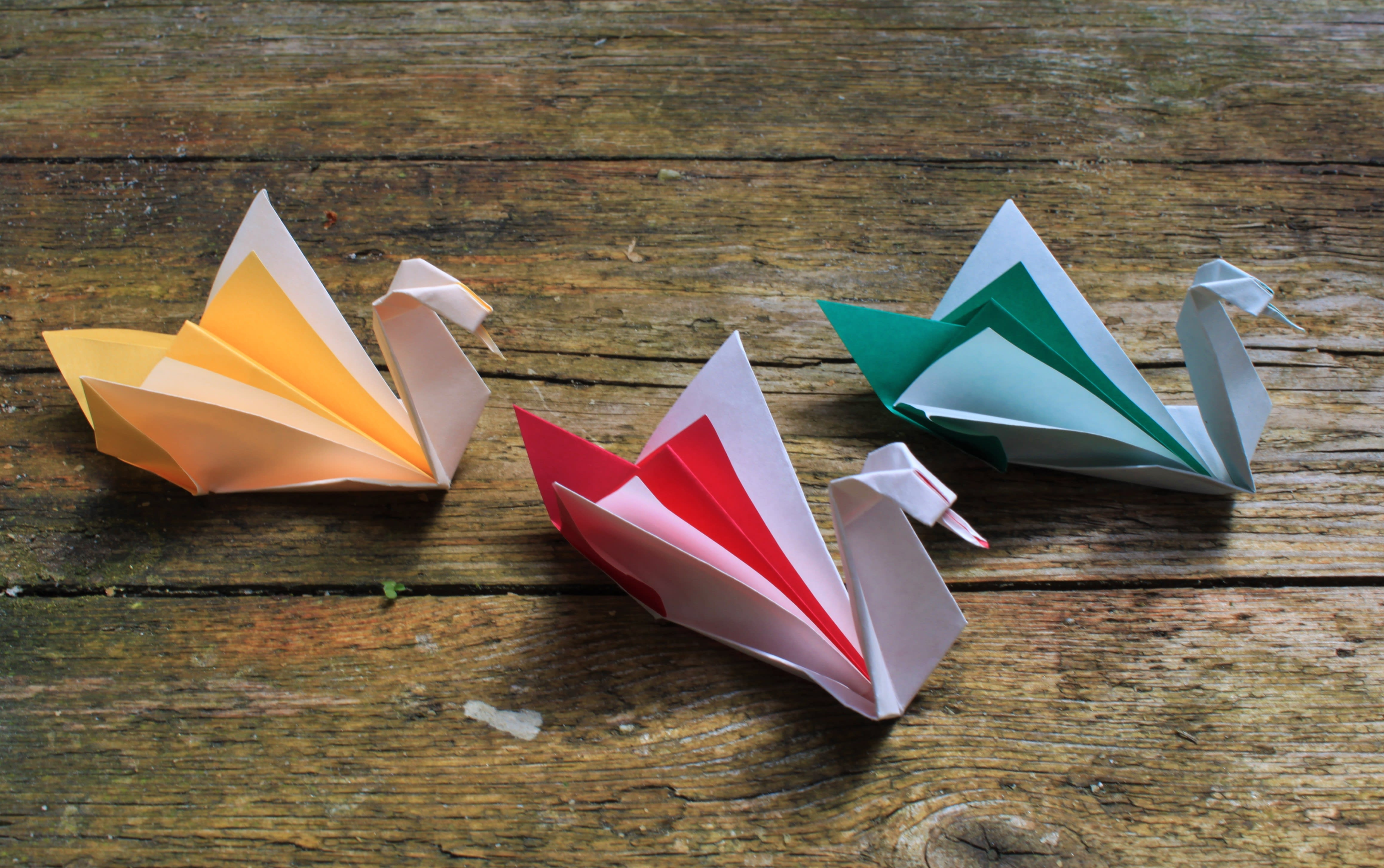 Ten Pound Note Origami Fold And Send Origami Swans For Wedding Gifts