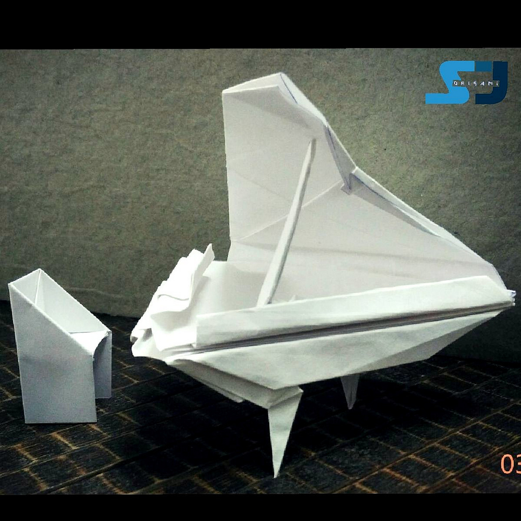 Worlds Best Origami The Worlds Best Photos Of Instrument And Origami Hiv On Piano Origami P